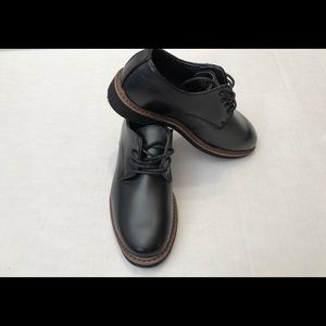 NWOT Harper Canyon David Oxfords Boys Dress Shoe!
